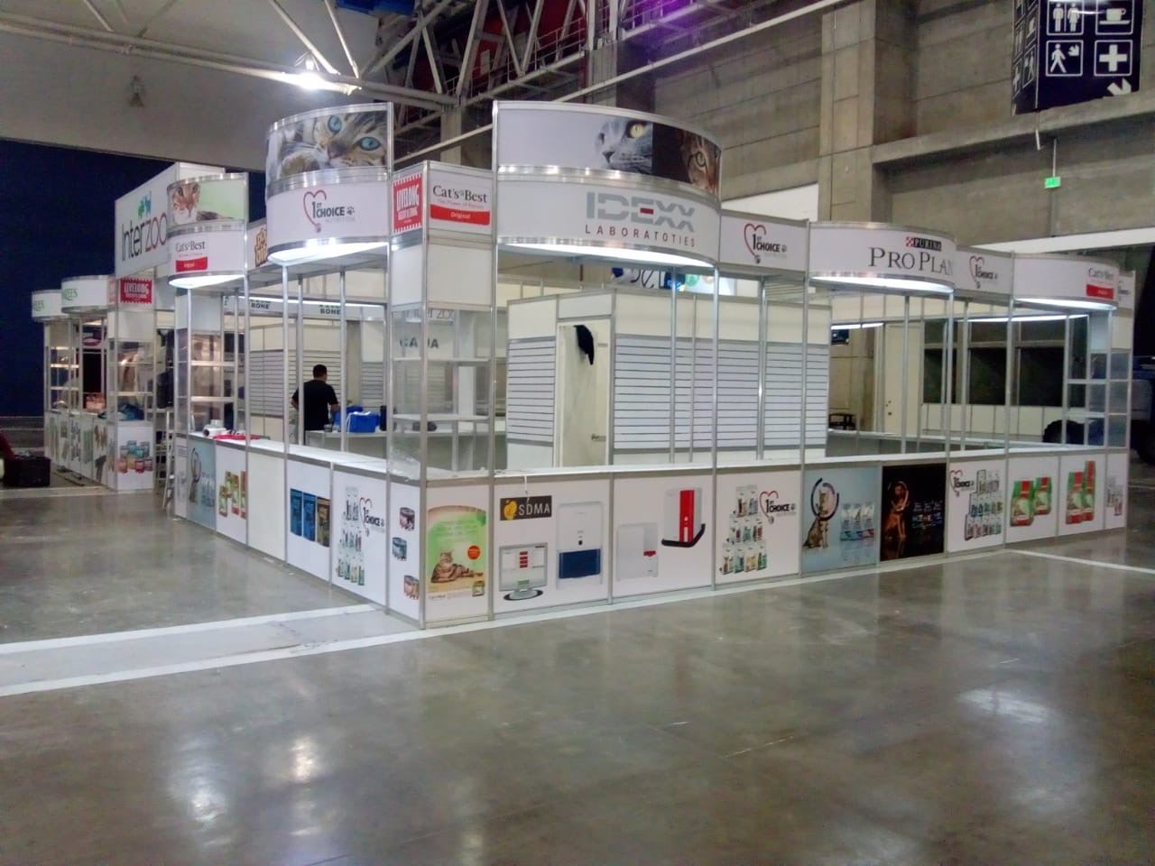 Interzoo — Montaje