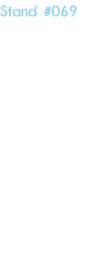 Stand #069 Custom 12x6 en isla Cuenta con piso de madera laminado sobre tarima. Área para recepción a contra esquina. Paredes con retro iluminación y acabados en piedra. Mobiliario (mesa con sillas periqueras o sala lounge). Impresión de todos los gráficos. Logos routeados 3D Colgante perimetral. Instalación eléctrica y contactos dobles 